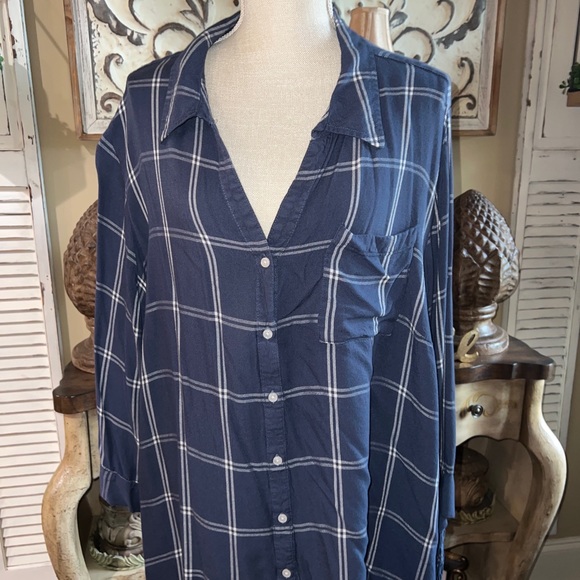 Est. 1946 Women's Plaid Tie Sleeve Shirt Plus Size 26/28W Blue White Top Button - Picture 1 of 10
